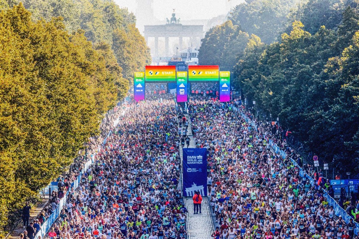 Thousands of people at the Berlin Marathon.